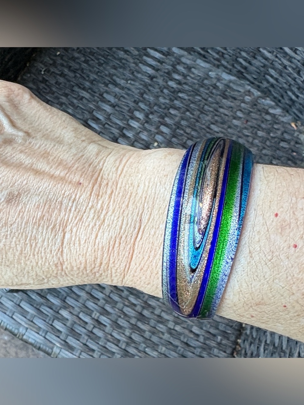 NWT in Box Pier 1 Blue & Green Art Glass Cuff Bracelet. Sz is 6.5. Beautiful 😻❤️ - Picture 6 of 12